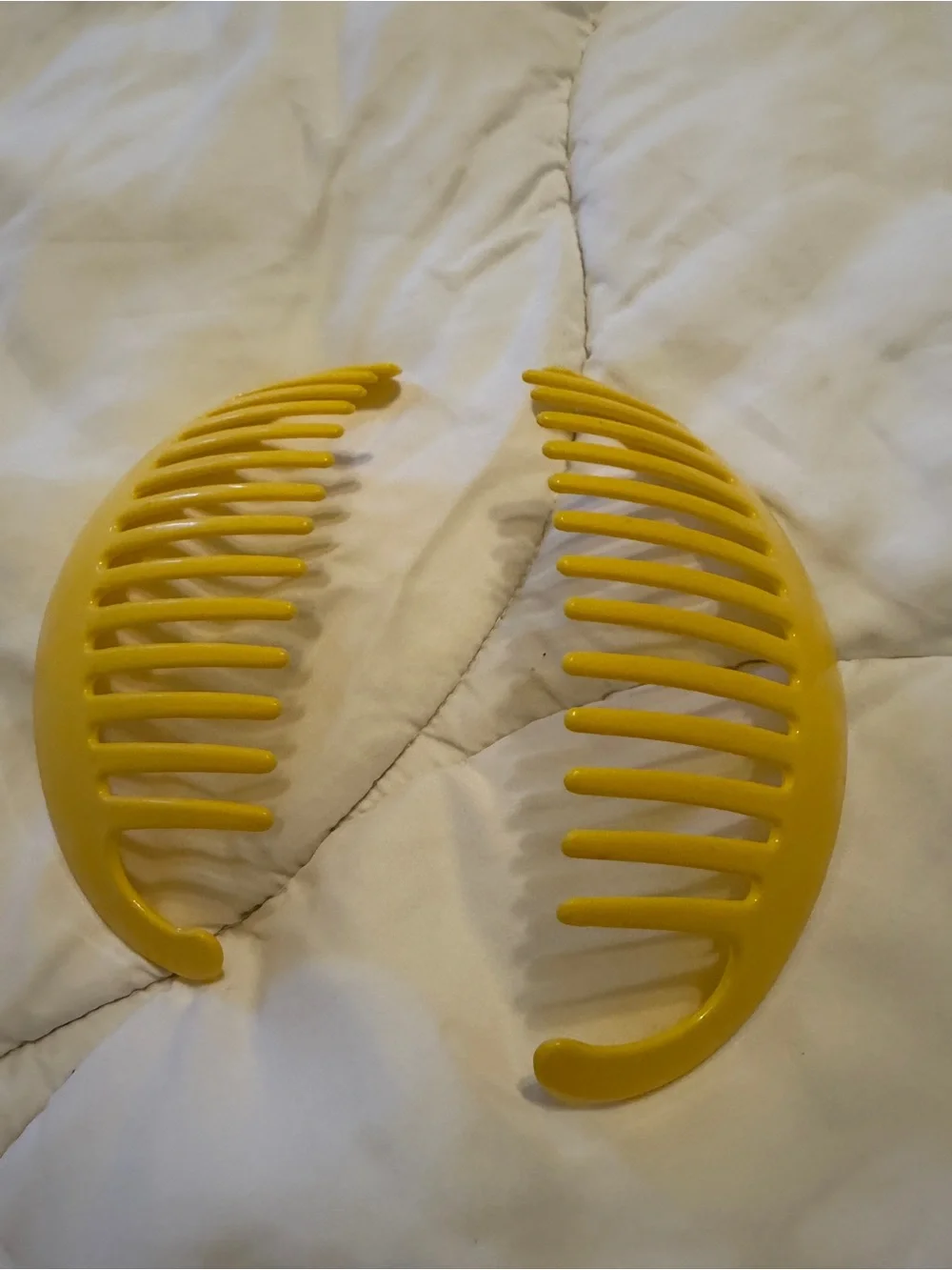 Set of Vintage Goody TZERS Claw Combs in Orange and Yellow